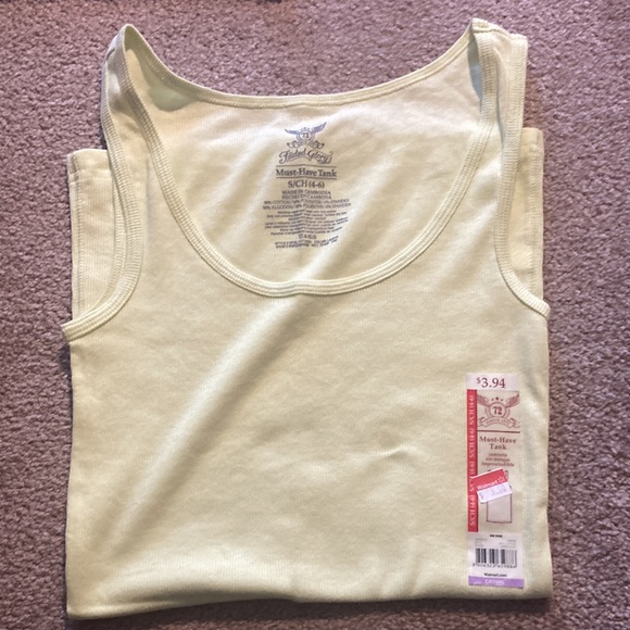 Bundle of 7 tanks - Picture 4 of 12